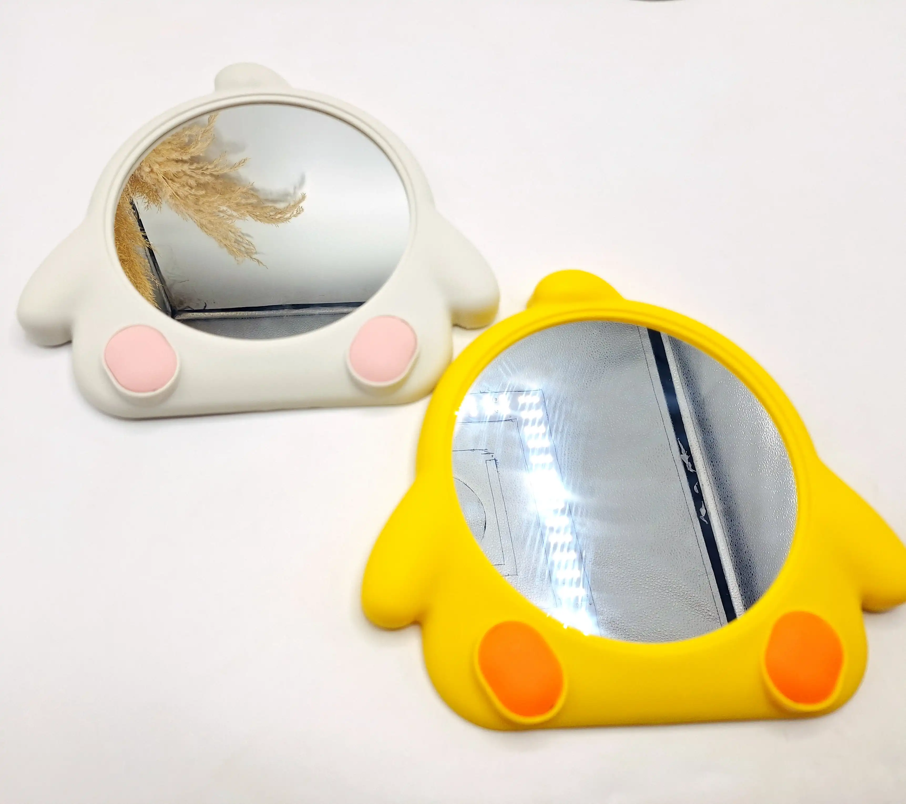 آینه رومیزی طرح جوجه